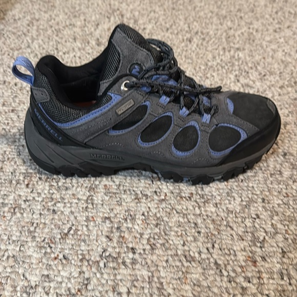 Merrell Castle Rock Women's Lavender Gray All Terrain Hiking Shoe - Size 7.5 - Picture 4 of 5